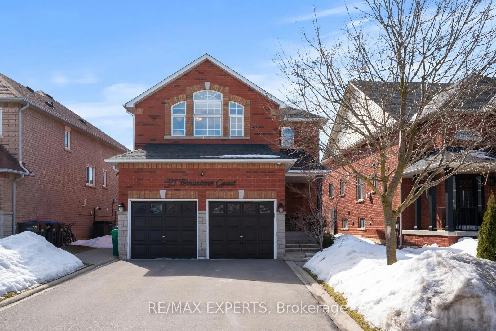 Photo 1 of 21 Terrastone Court, Caledon, Bolton West — HOMEH