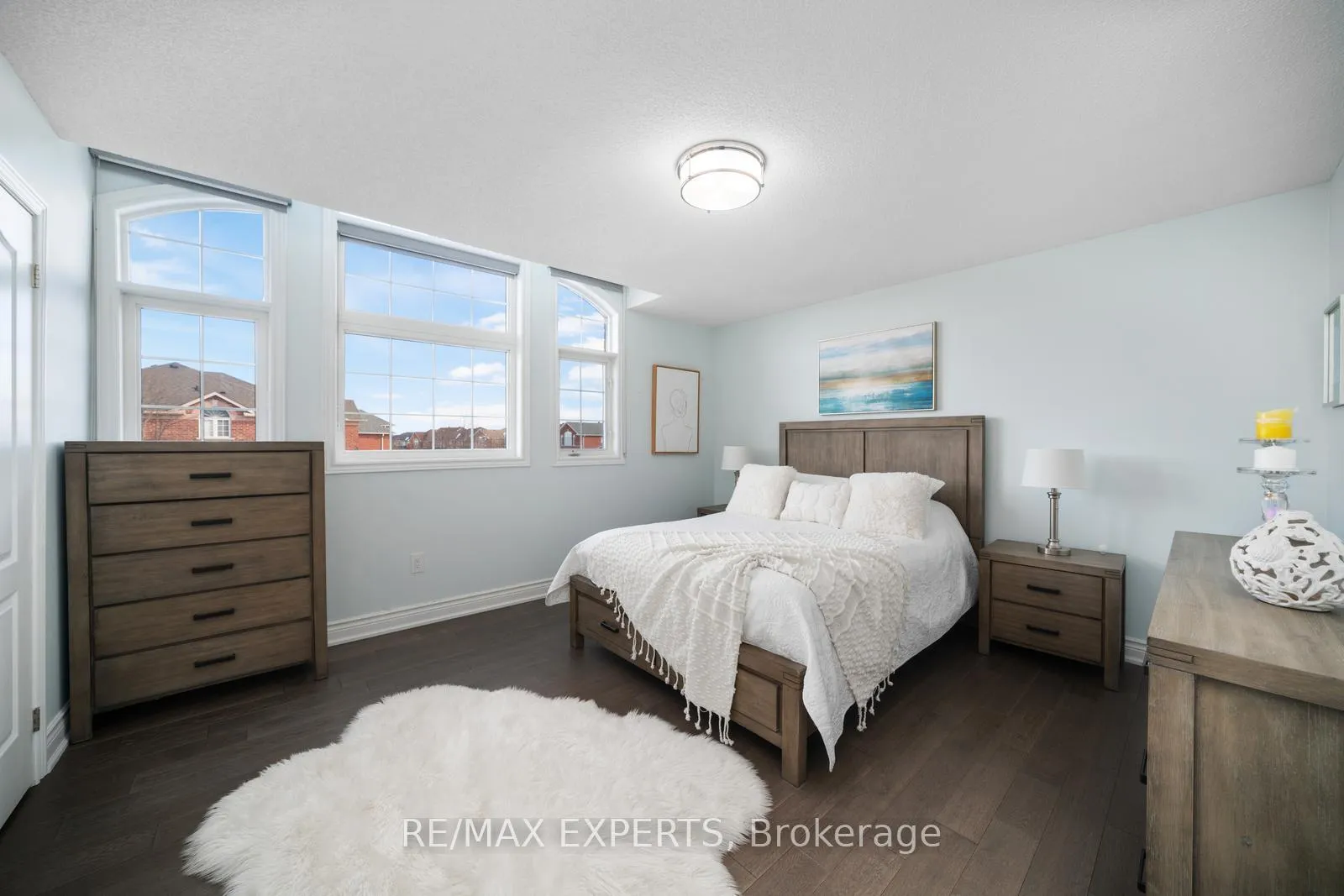 Photo 16 of 21 Terrastone Court, Caledon, Bolton West — HOMEH