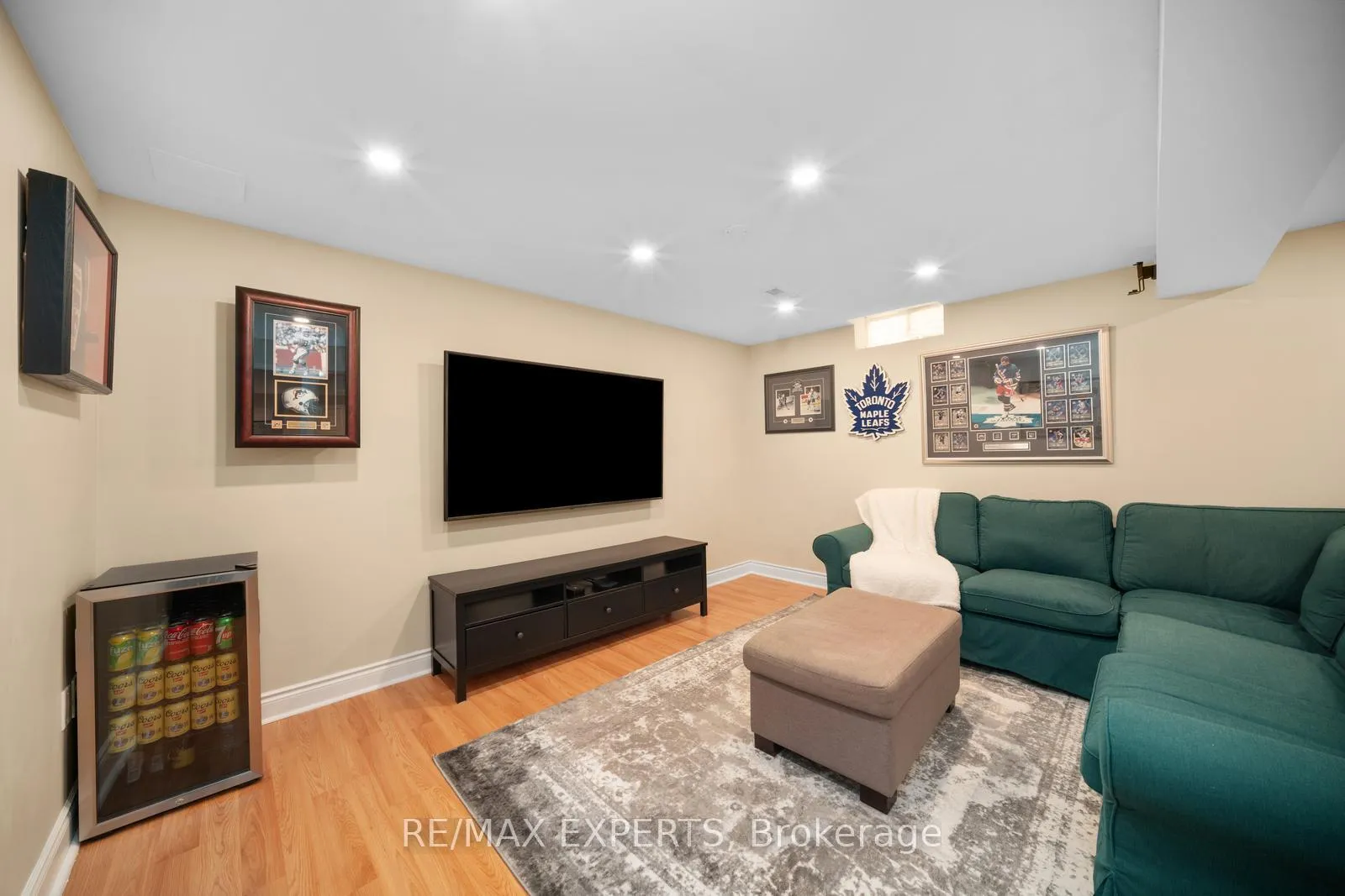 Photo 25 of 21 Terrastone Court, Caledon, Bolton West — HOMEH