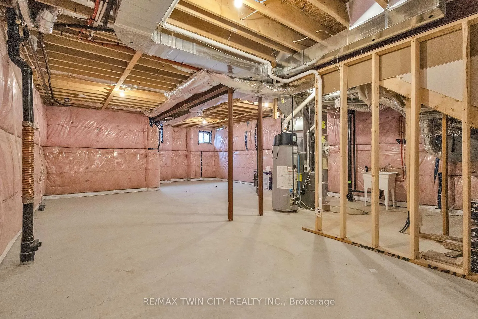 Photo 34 of 10 Georgina Street, Kitchener — HOMEH