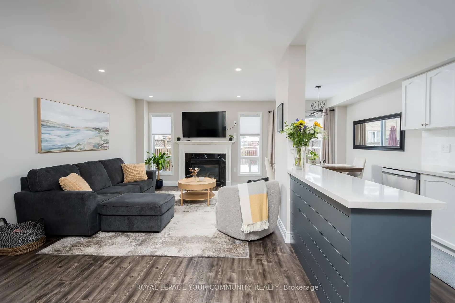 Photo 6 of 107 Frank Johnston Road, Caledon, Bolton West — HOMEH