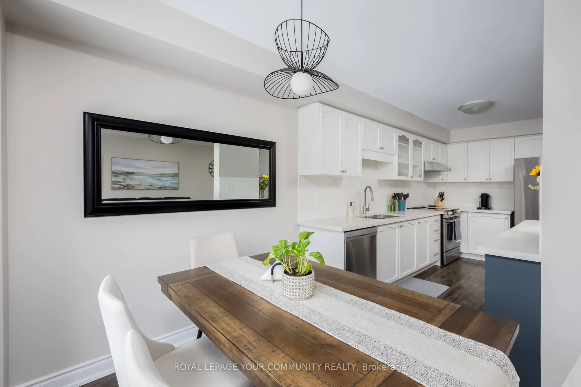Photo 12 of 107 Frank Johnston Road, Caledon, Bolton West — HOMEH