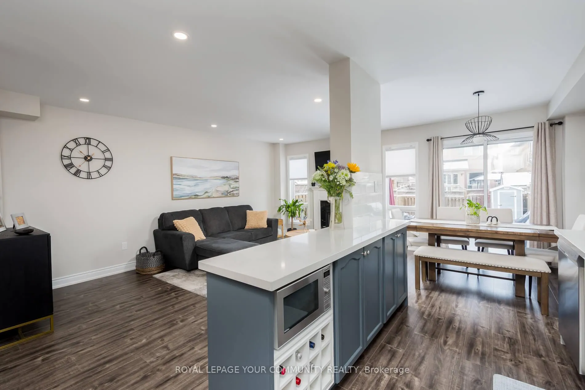 Photo 17 of 107 Frank Johnston Road, Caledon, Bolton West — HOMEH