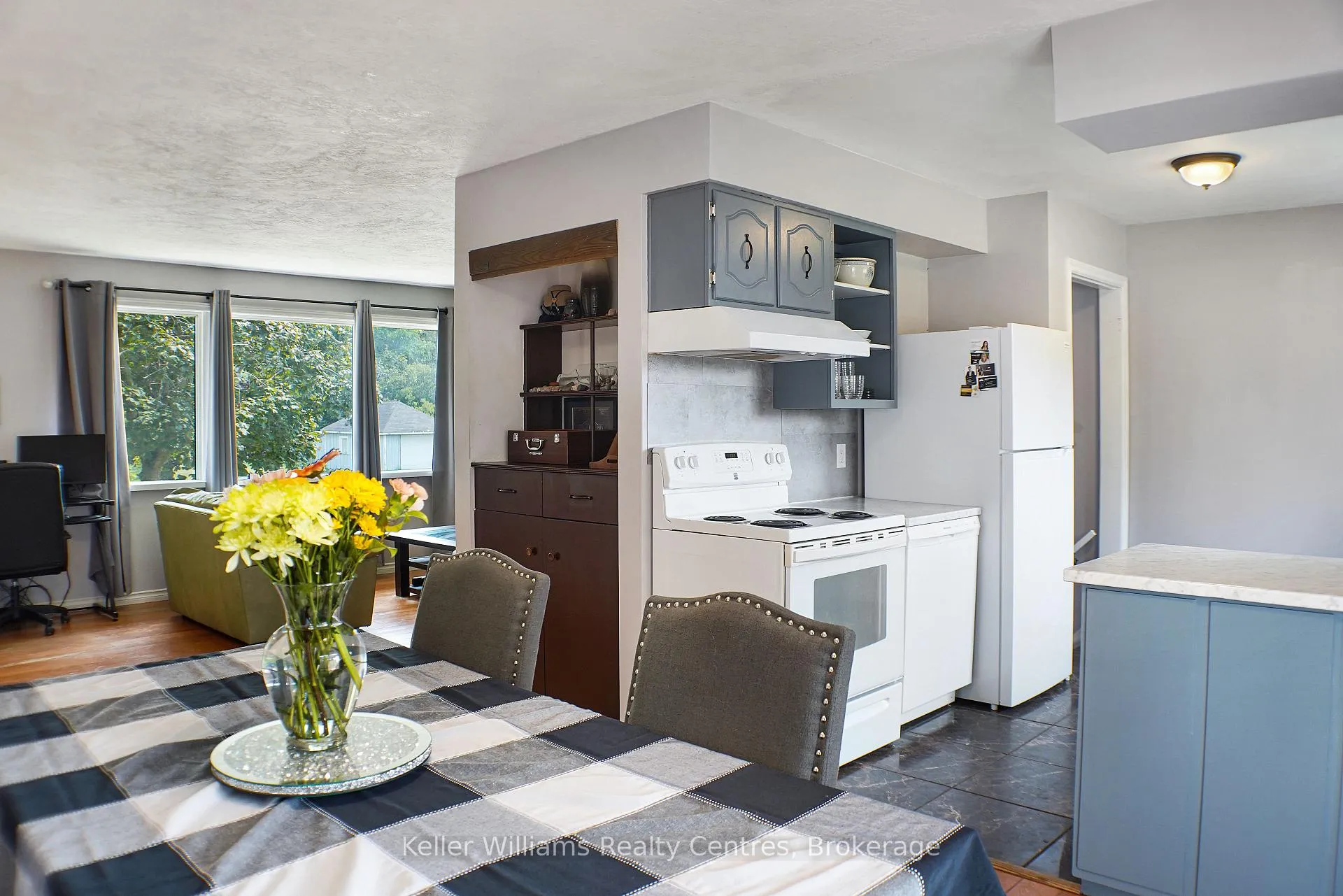 Photo 18 of 78 Elgin Avenue, Arran-Elderslie — HOMEH