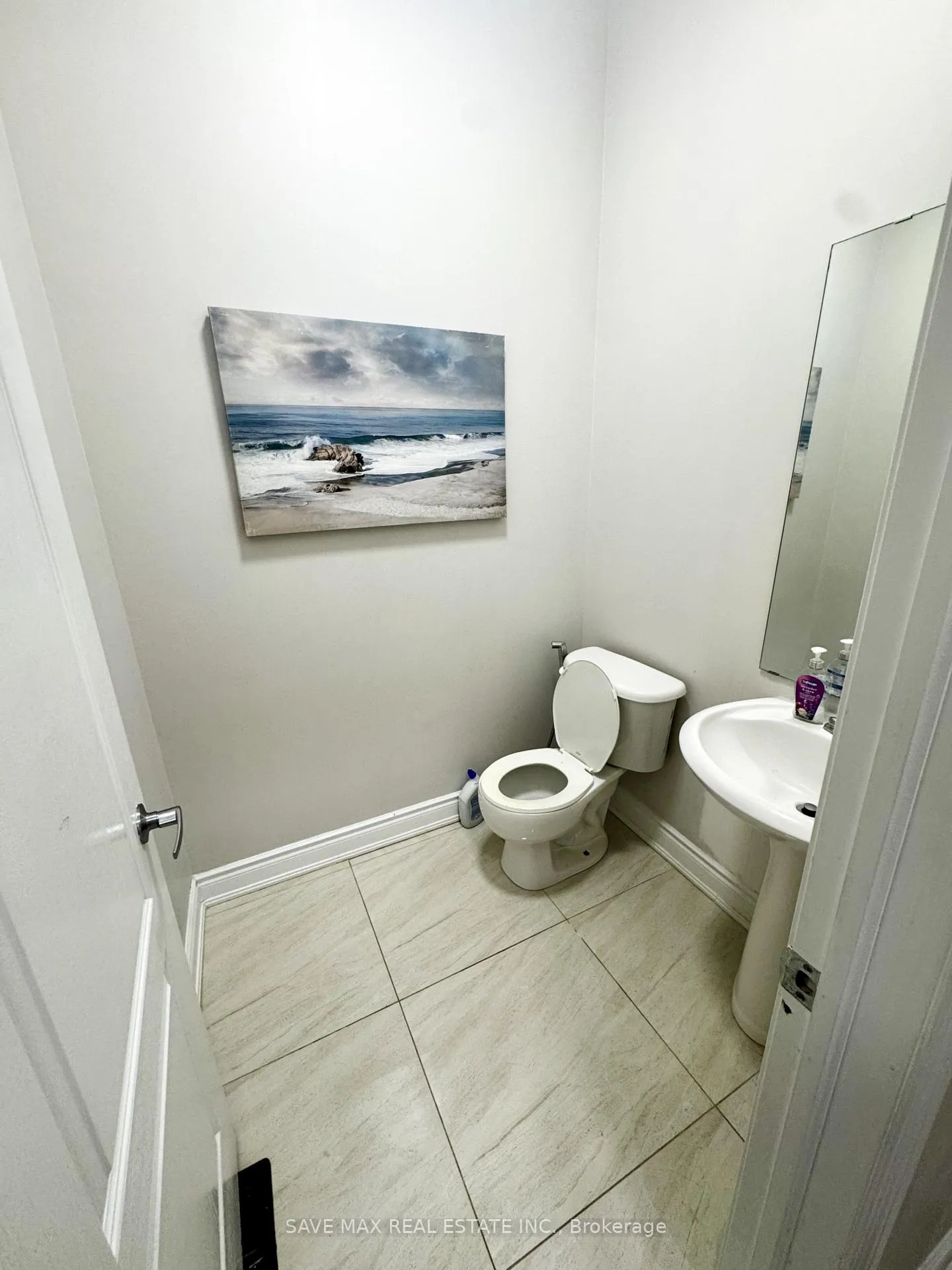 Photo 7 of 64 Louvain Drive, Brampton, Vales of Castlemore North — HOMEH