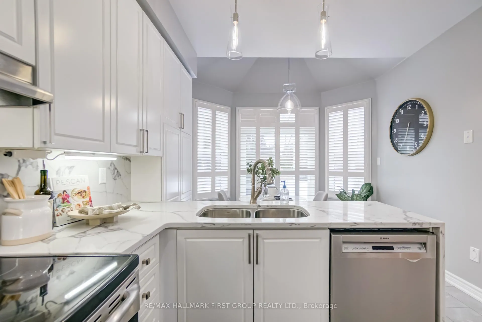 Photo 15 of 1750 Autumn Crescent, Pickering, Amberlea — HOMEH