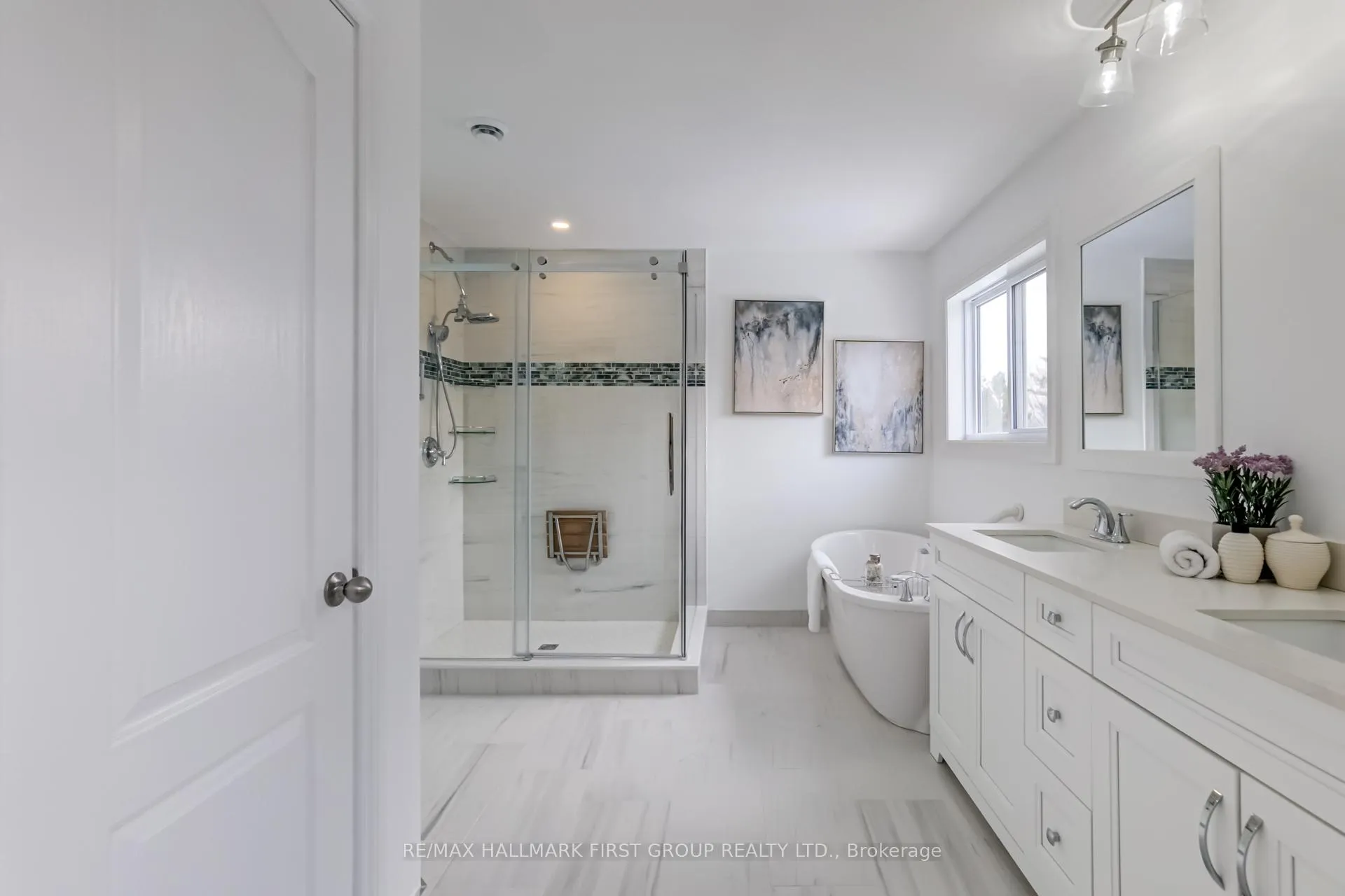 Photo 20 of 1750 Autumn Crescent, Pickering, Amberlea — HOMEH