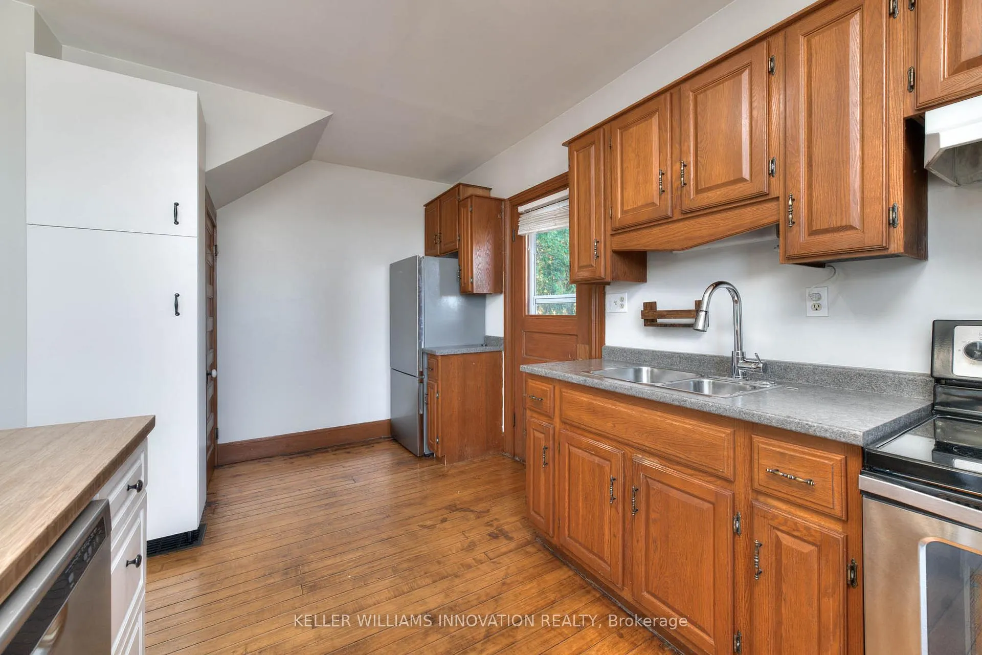 Photo 24 of 21 Huron Road, West Perth, Mitchell — HOMEH