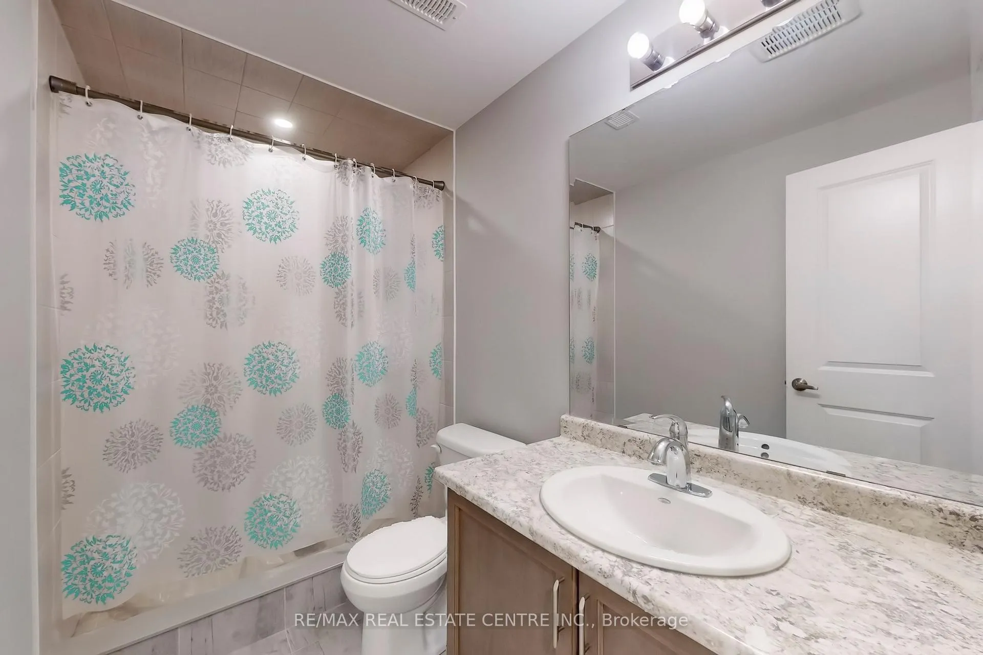 Photo 38 of 148 Walker Boulevard, New Tecumseth, Alliston — HOMEH