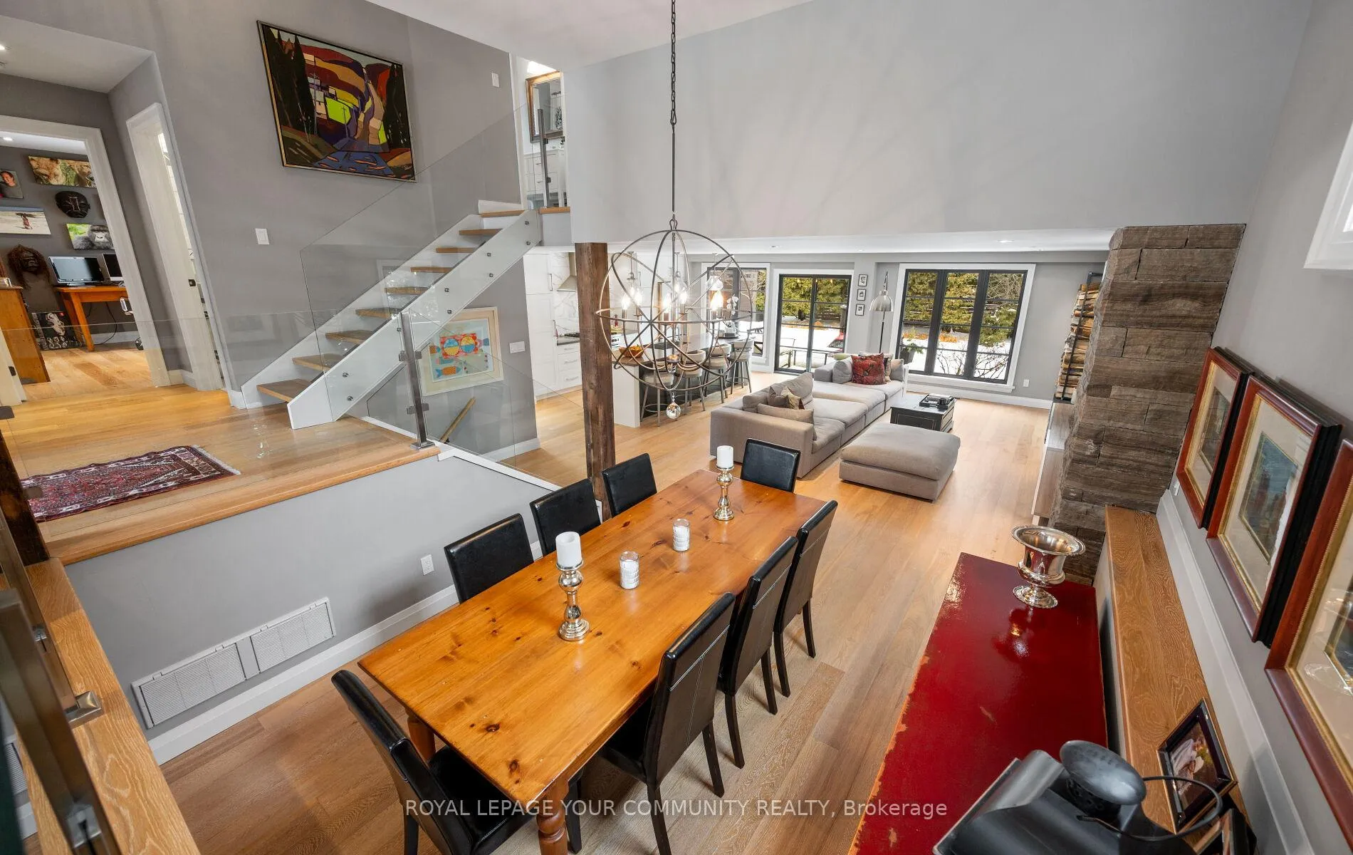 Photo 7 of 12 Glenview Drive, Aurora, Aurora Highlands — HOMEH