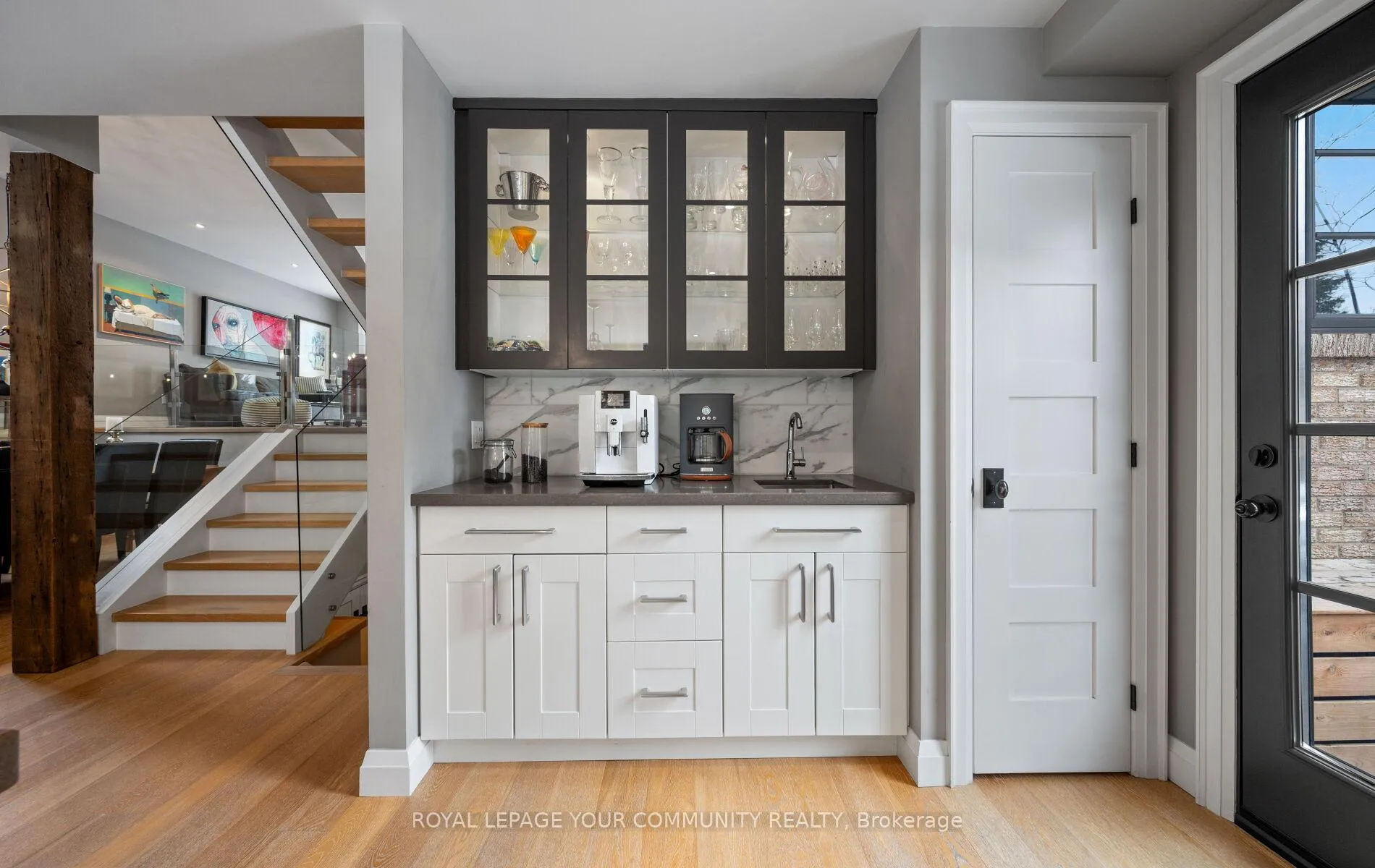 Photo 17 of 12 Glenview Drive, Aurora, Aurora Highlands — HOMEH