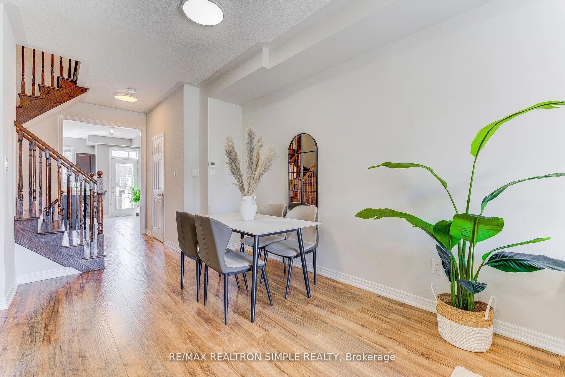 Photo 7 of 304 Delray Drive, Markham, Greensborough — HOMEH