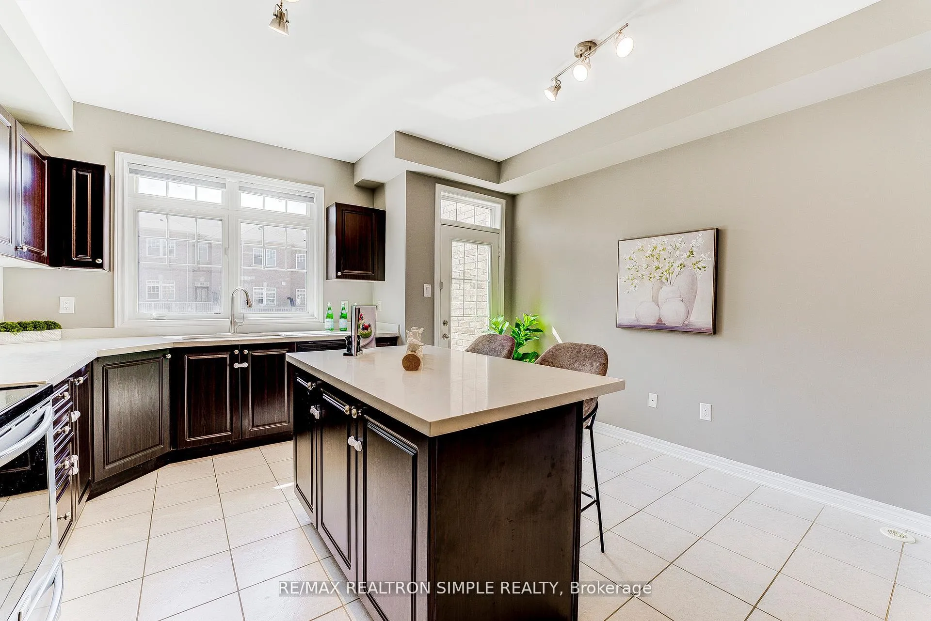 Photo 13 of 304 Delray Drive, Markham, Greensborough — HOMEH