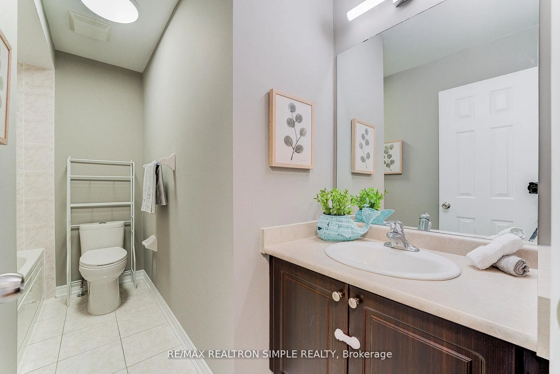 Photo 24 of 304 Delray Drive, Markham, Greensborough — HOMEH