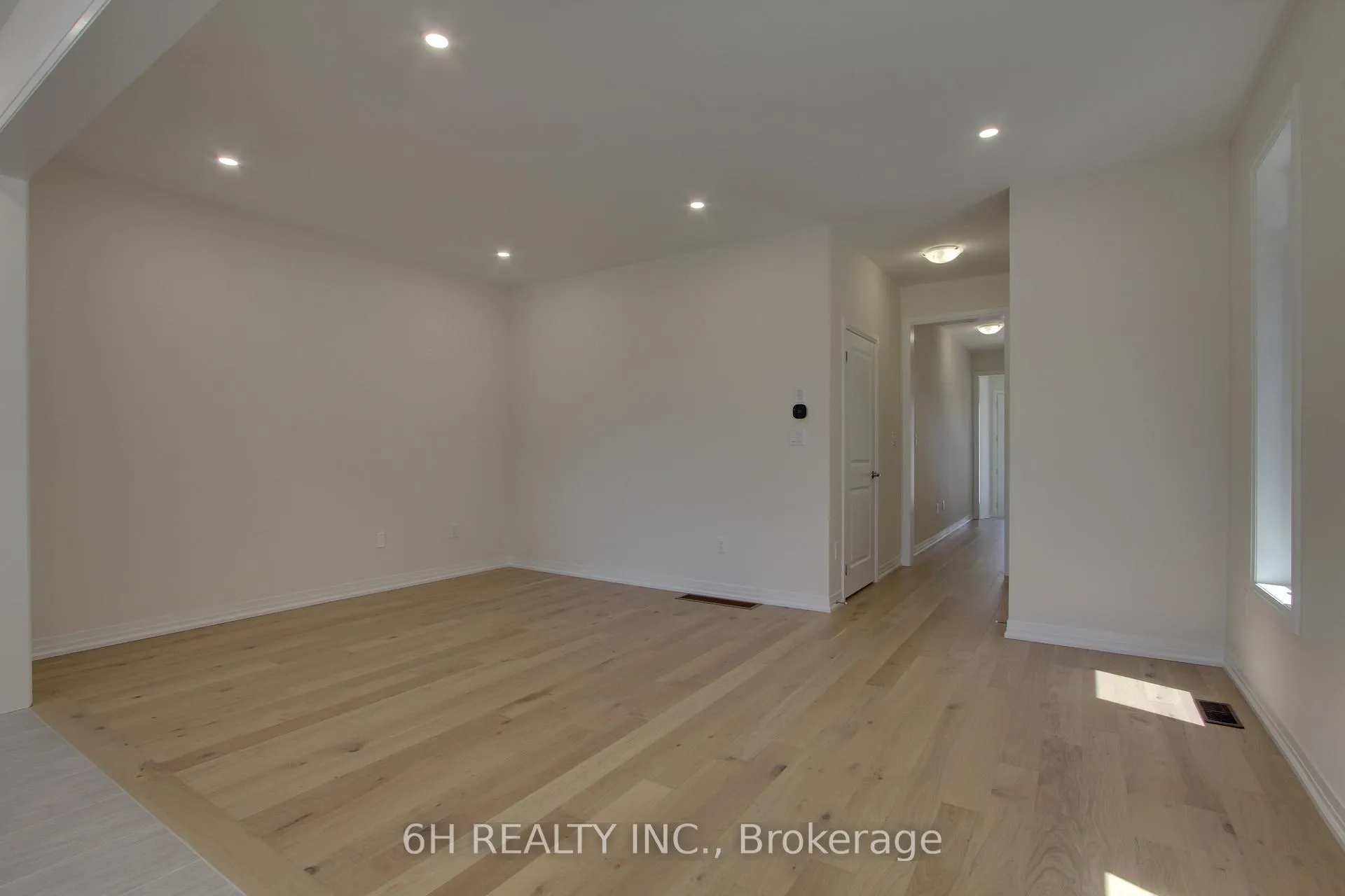 Photo 7 of 2610 Hibiscus Drive, Pickering, Rural Pickering — HOMEH