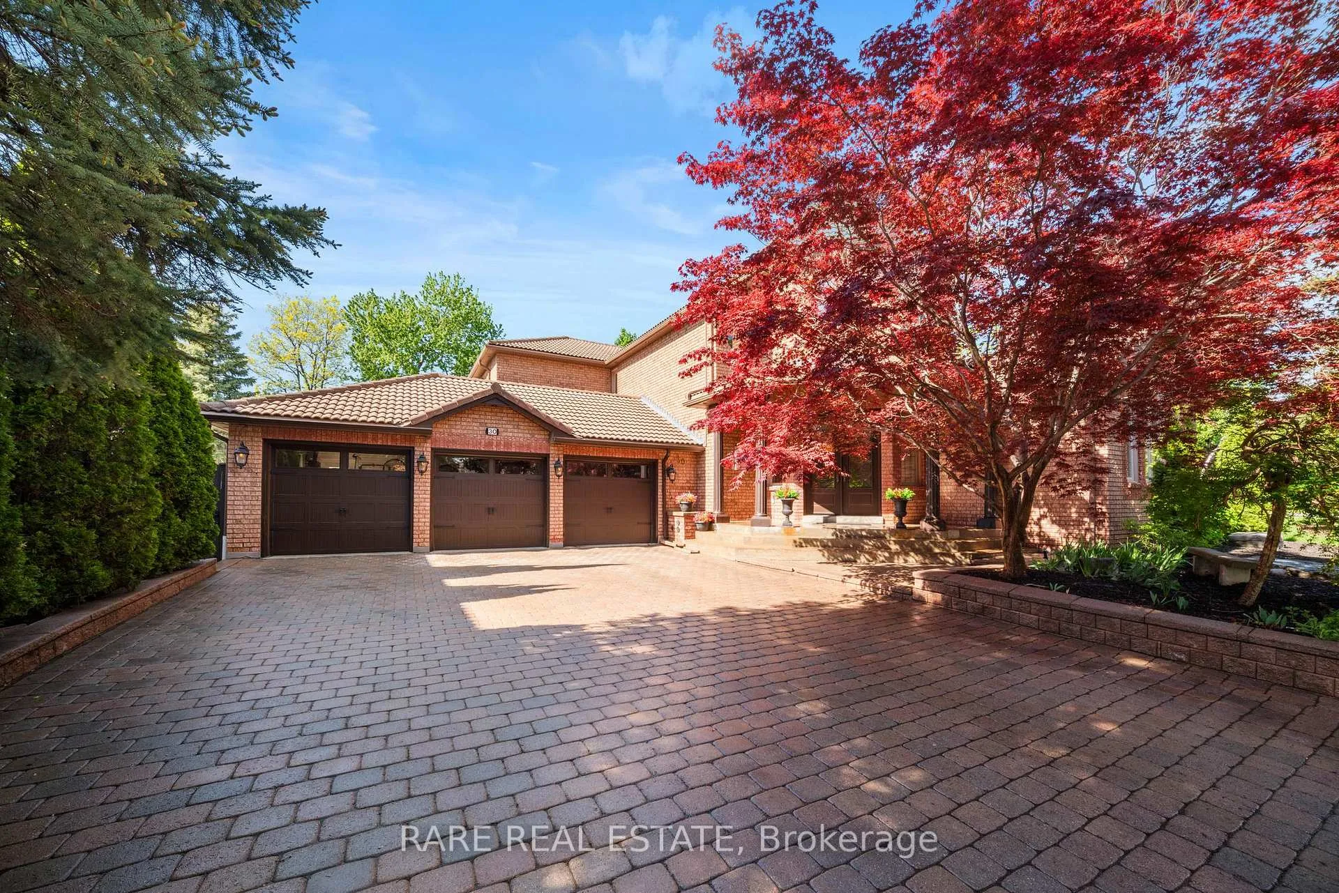 Photo 4 of 30 Delia Place W, Vaughan, Islington Woods — HOMEH