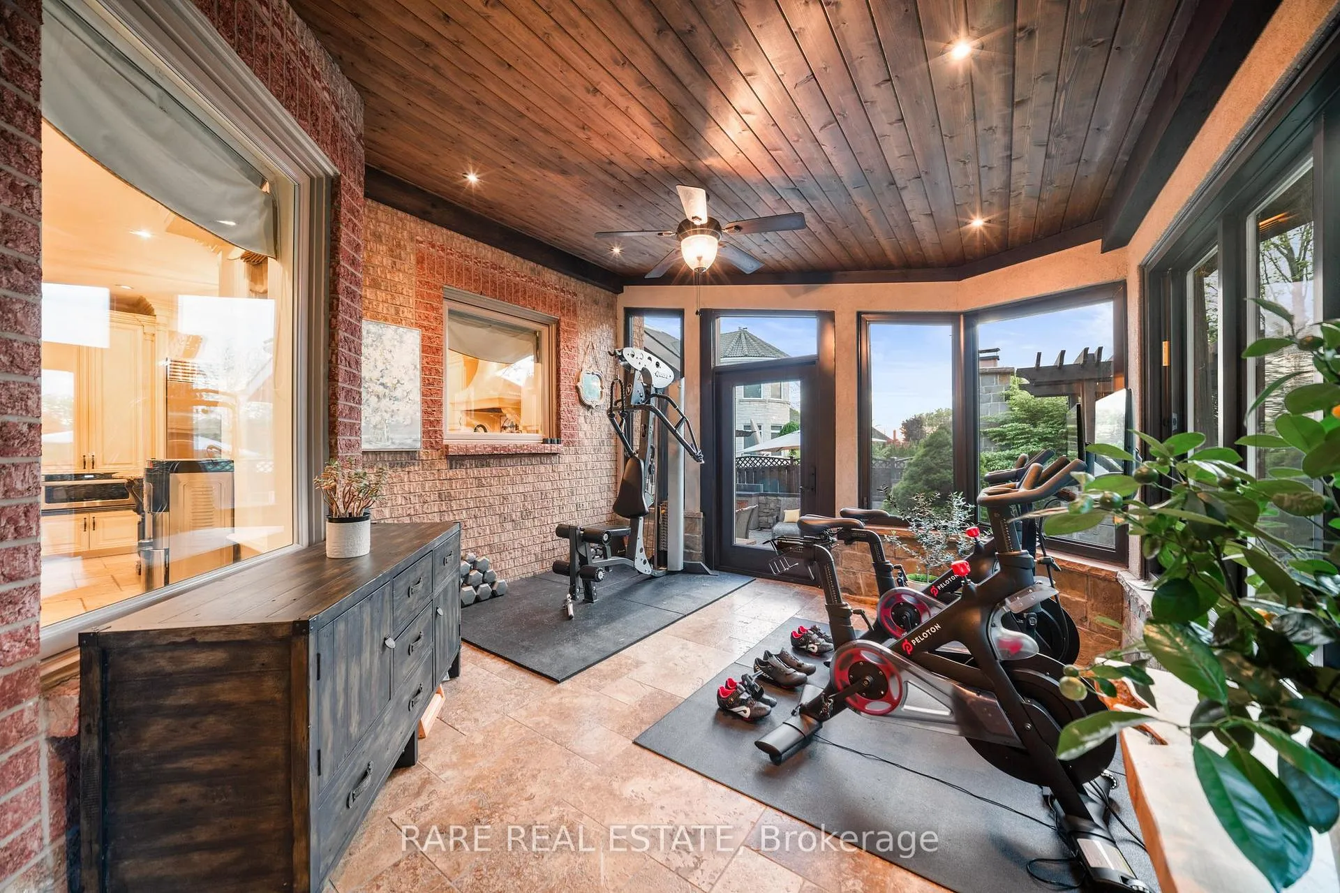 Photo 20 of 30 Delia Place W, Vaughan, Islington Woods — HOMEH