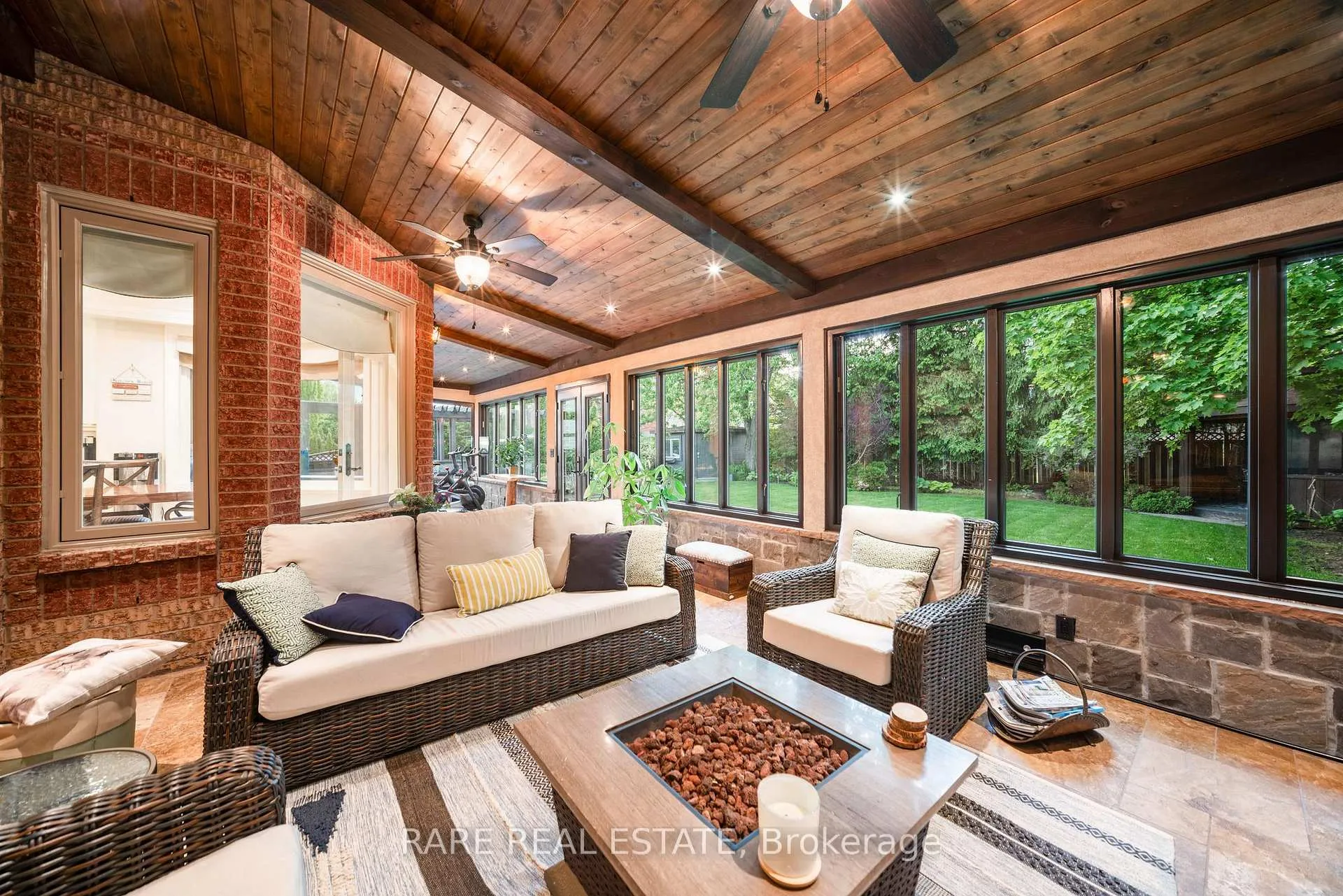 Photo 22 of 30 Delia Place W, Vaughan, Islington Woods — HOMEH