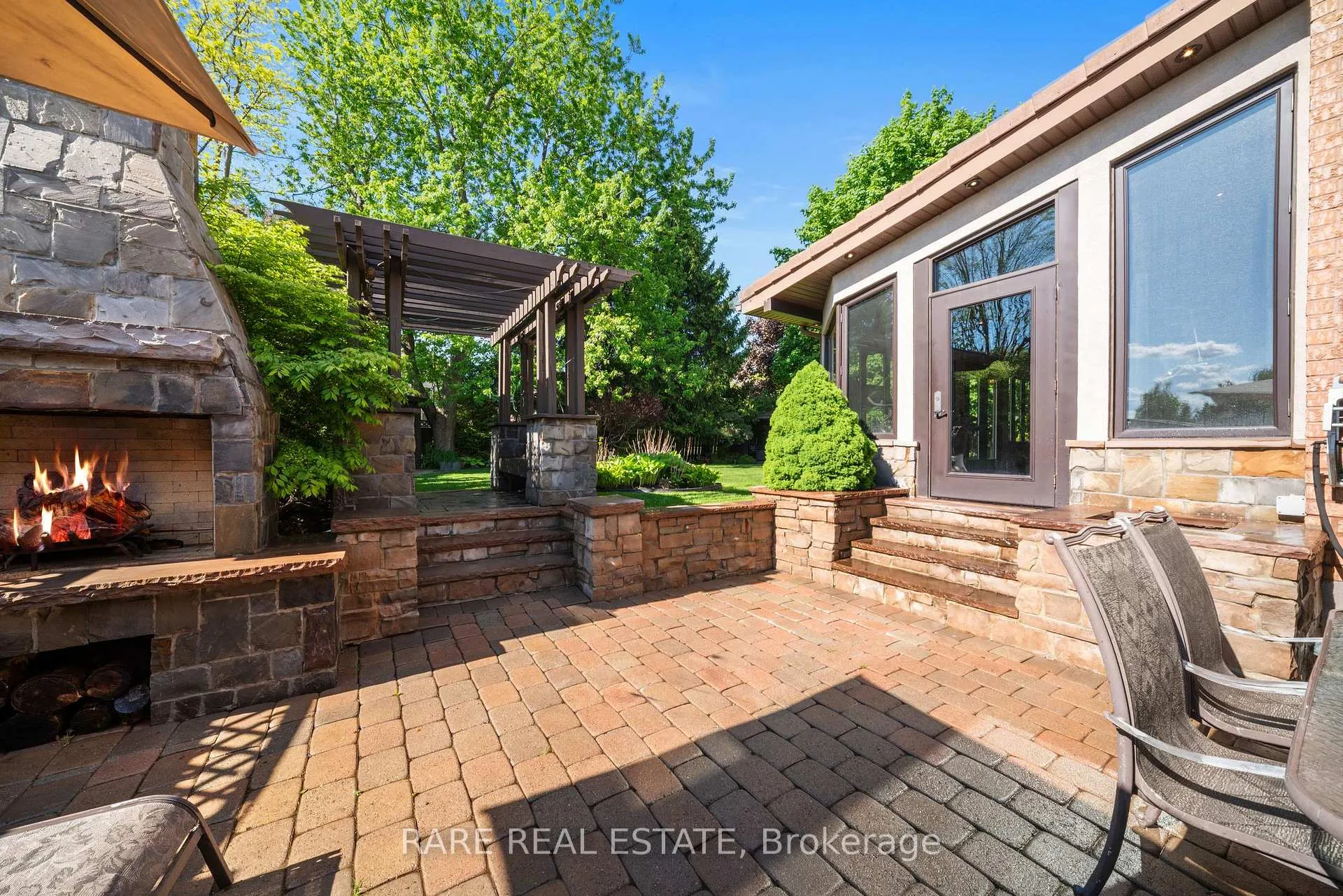 Photo 46 of 30 Delia Place W, Vaughan, Islington Woods — HOMEH