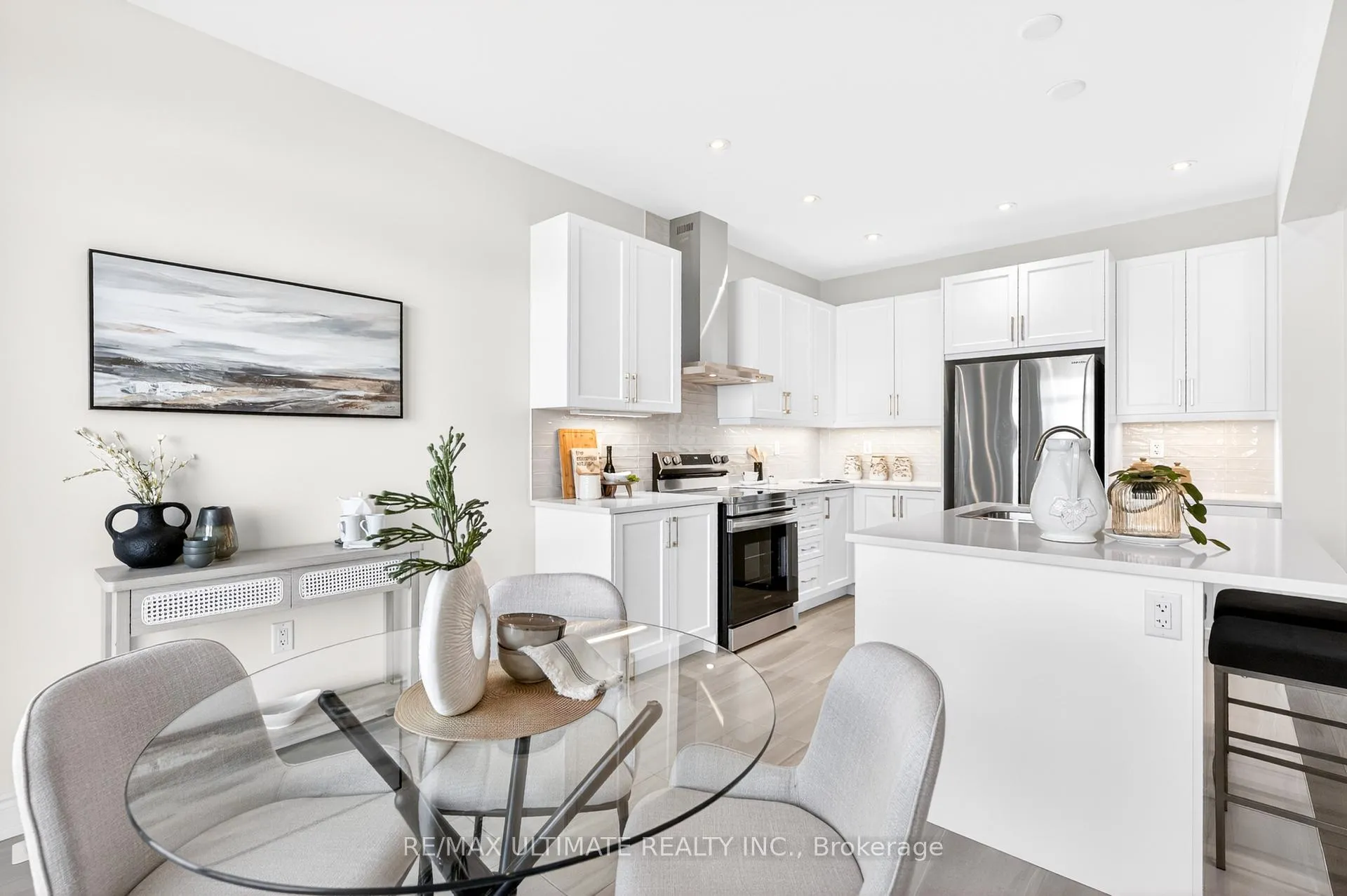 Photo 15 of 6 Fire King Drive, Whitby, Rural Whitby — HOMEH