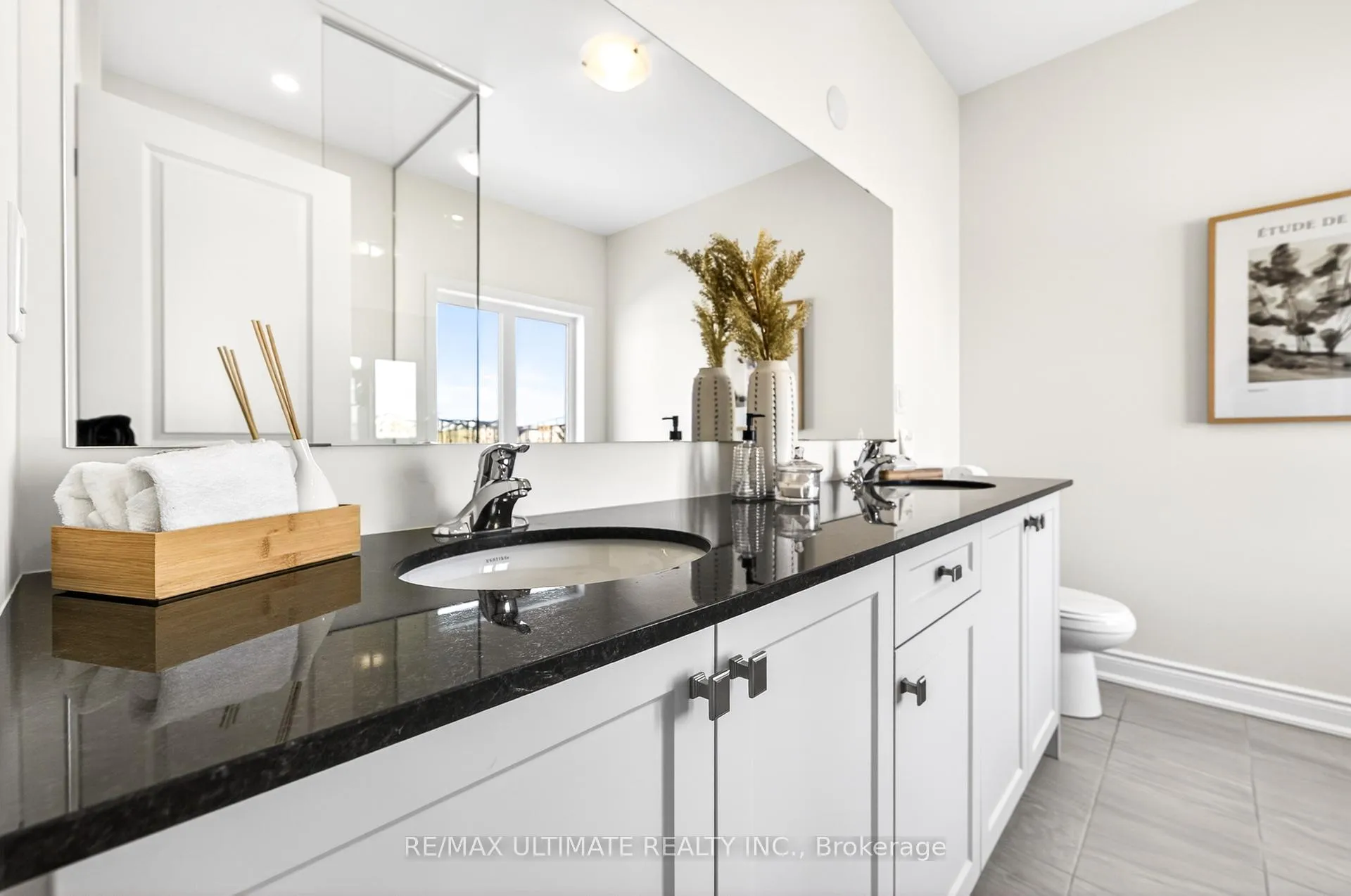 Photo 26 of 6 Fire King Drive, Whitby, Rural Whitby — HOMEH