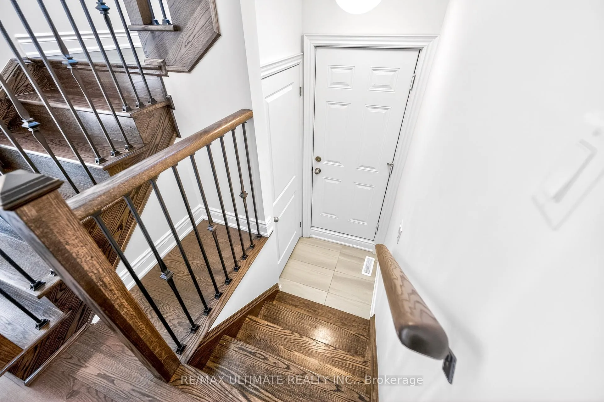 Photo 38 of 6 Fire King Drive, Whitby, Rural Whitby — HOMEH