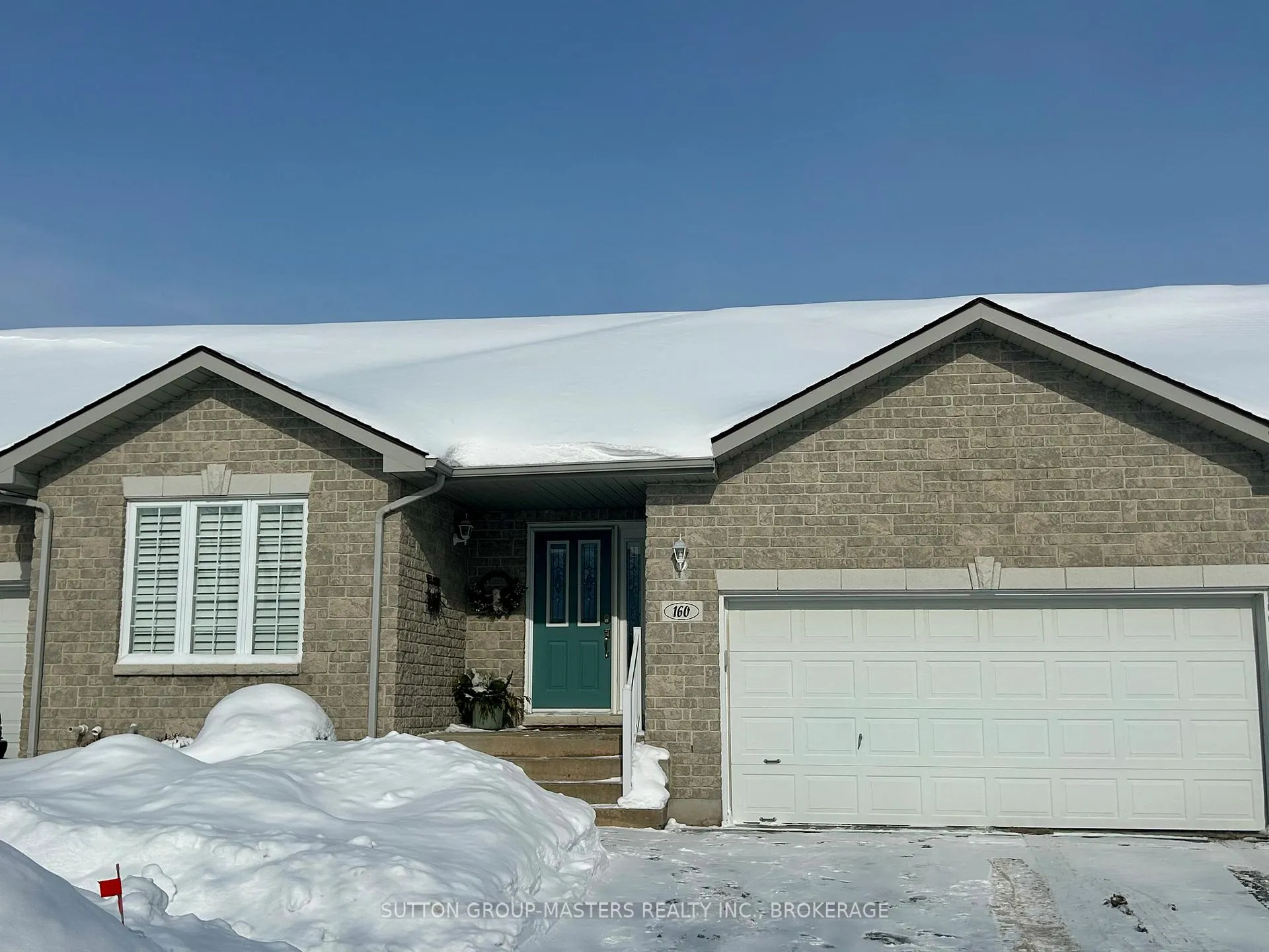 Front of 160 Ellesmeer Avenue