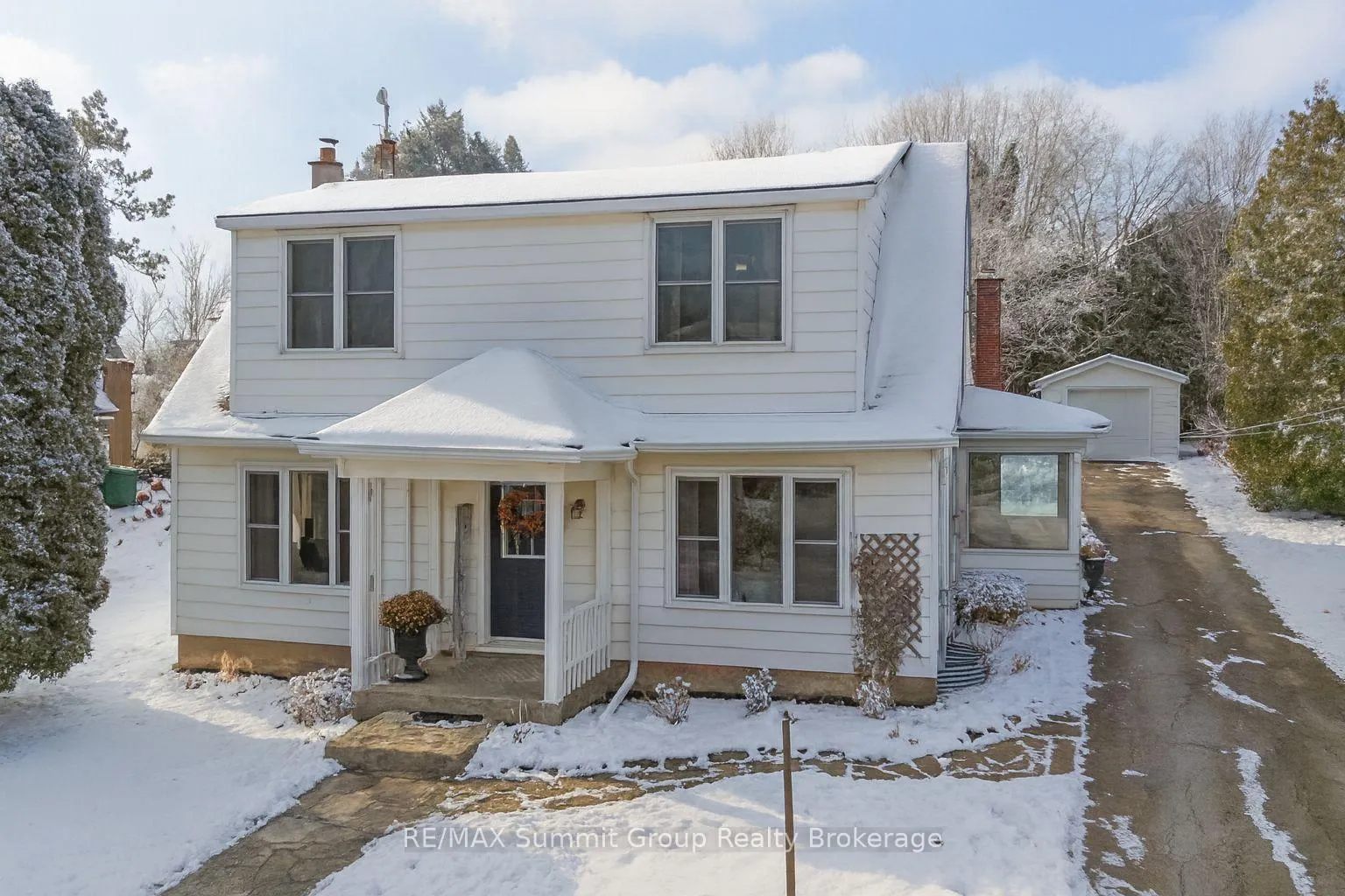 Front of 143 River Road