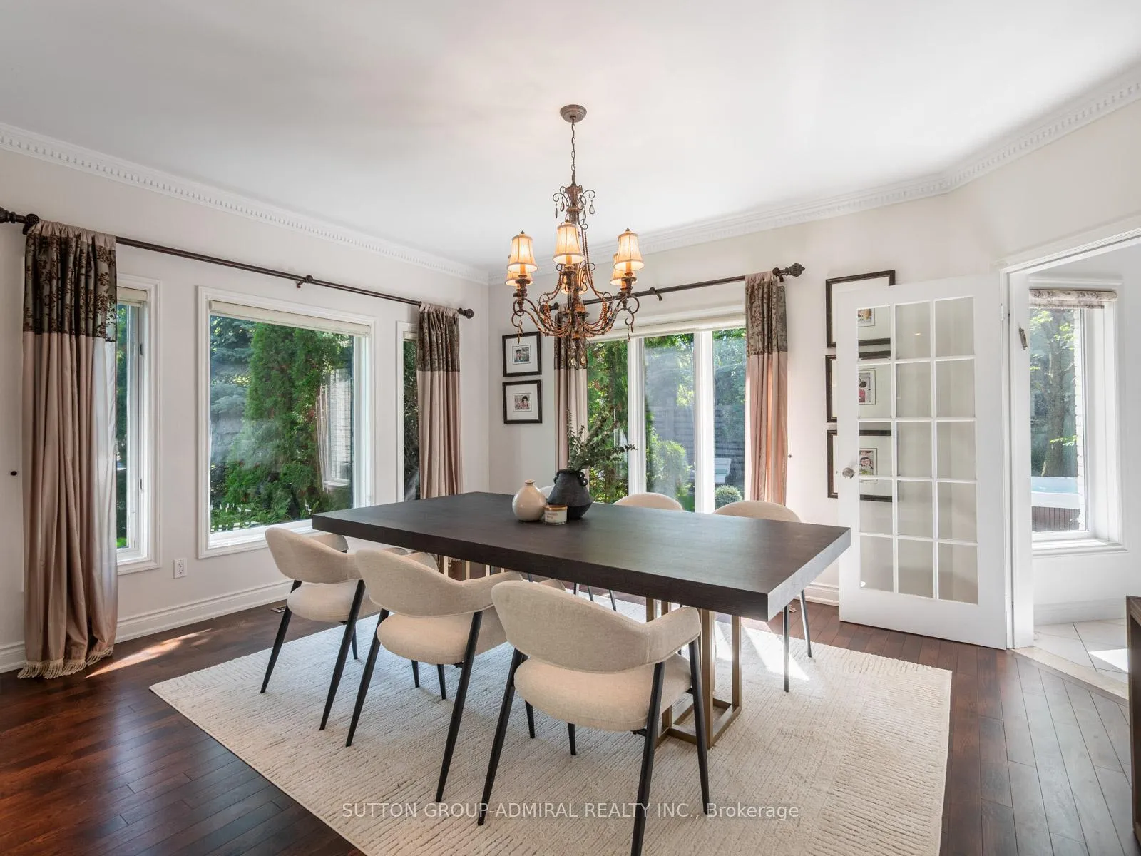 Photo 8 of 437 Beverley Glen Boulevard, Vaughan, Beverley Glen — HOMEH