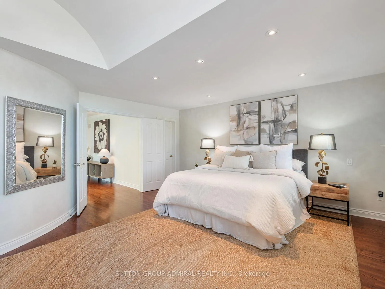 Photo 21 of 437 Beverley Glen Boulevard, Vaughan, Beverley Glen — HOMEH