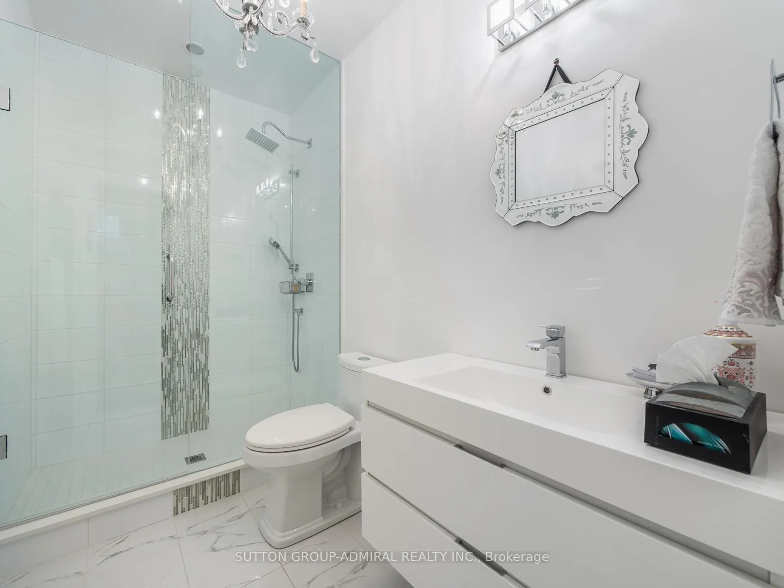 Photo 33 of 437 Beverley Glen Boulevard, Vaughan, Beverley Glen — HOMEH