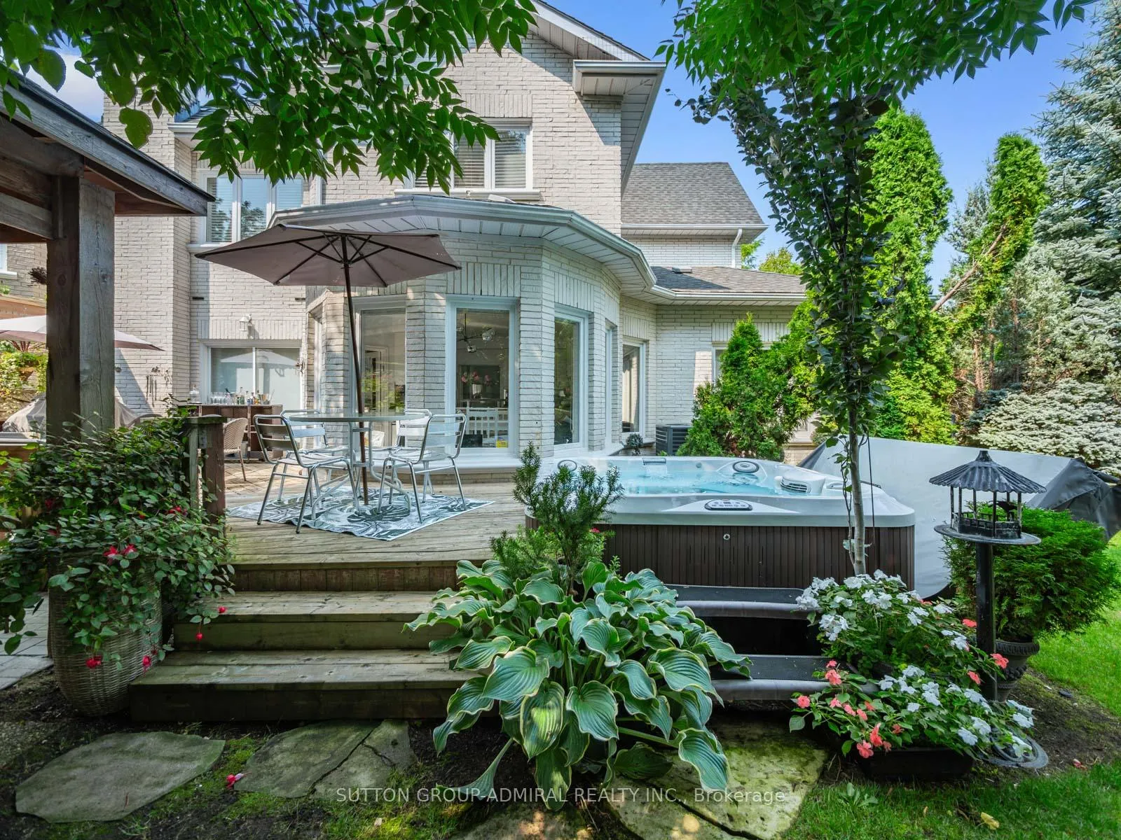 Photo 38 of 437 Beverley Glen Boulevard, Vaughan, Beverley Glen — HOMEH