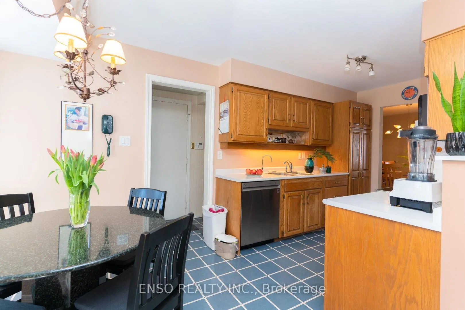 Photo 9 of 17 Ovida Boulevard, Markham, Bullock — HOMEH