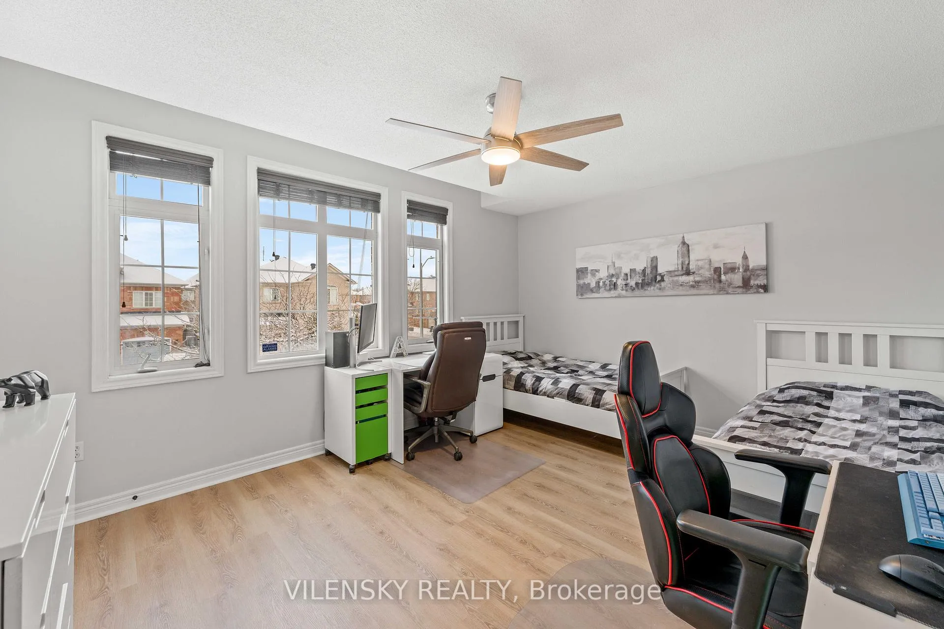 Photo 28 of 55 Queensbridge Drive, Vaughan, Patterson — HOMEH