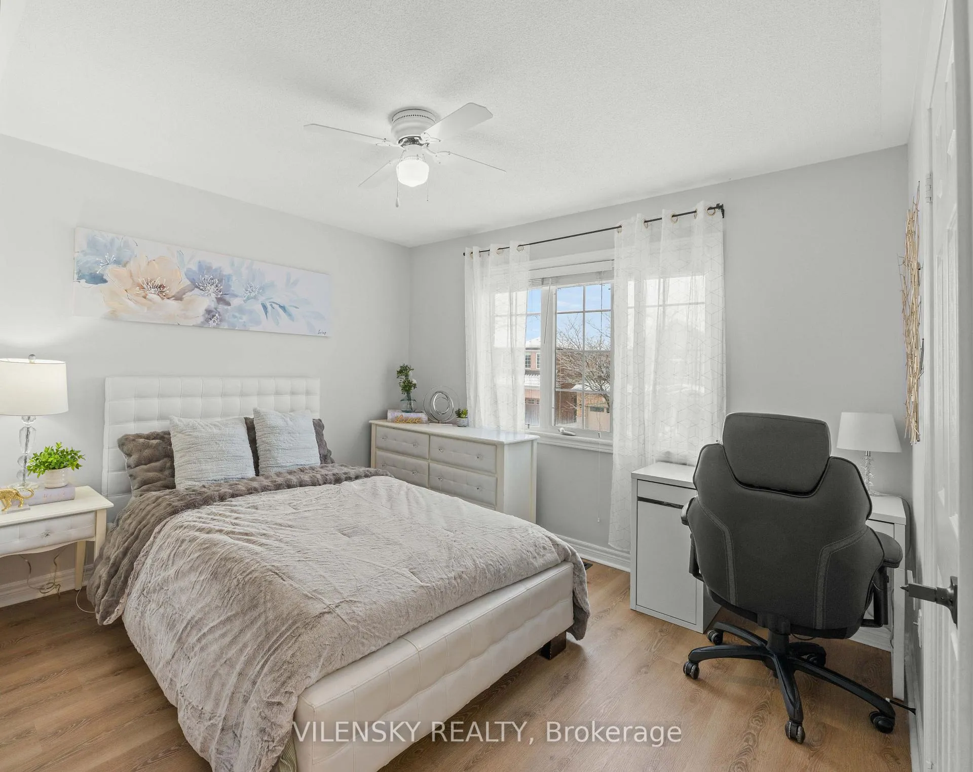 Photo 31 of 55 Queensbridge Drive, Vaughan, Patterson — HOMEH