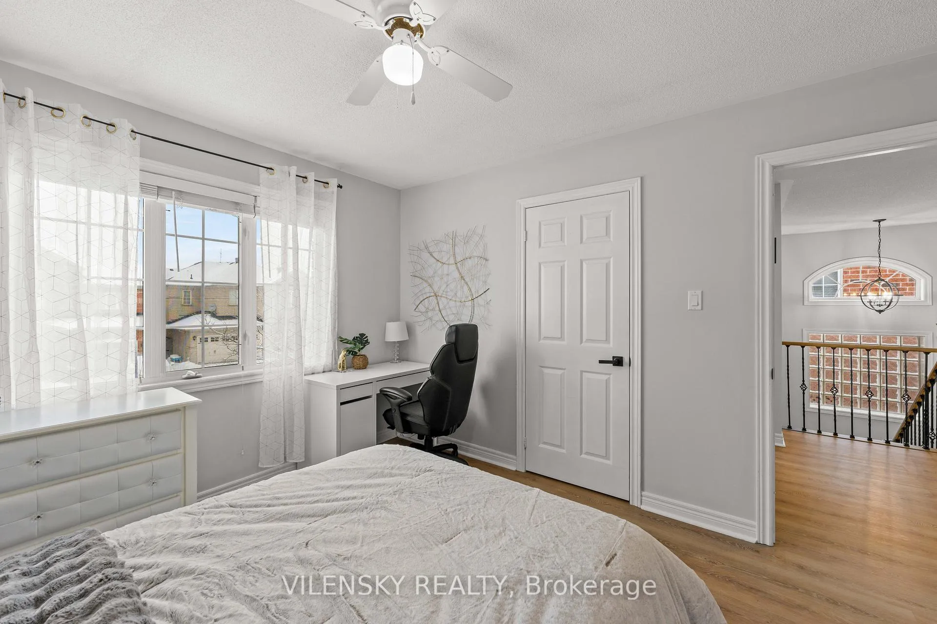 Photo 32 of 55 Queensbridge Drive, Vaughan, Patterson — HOMEH