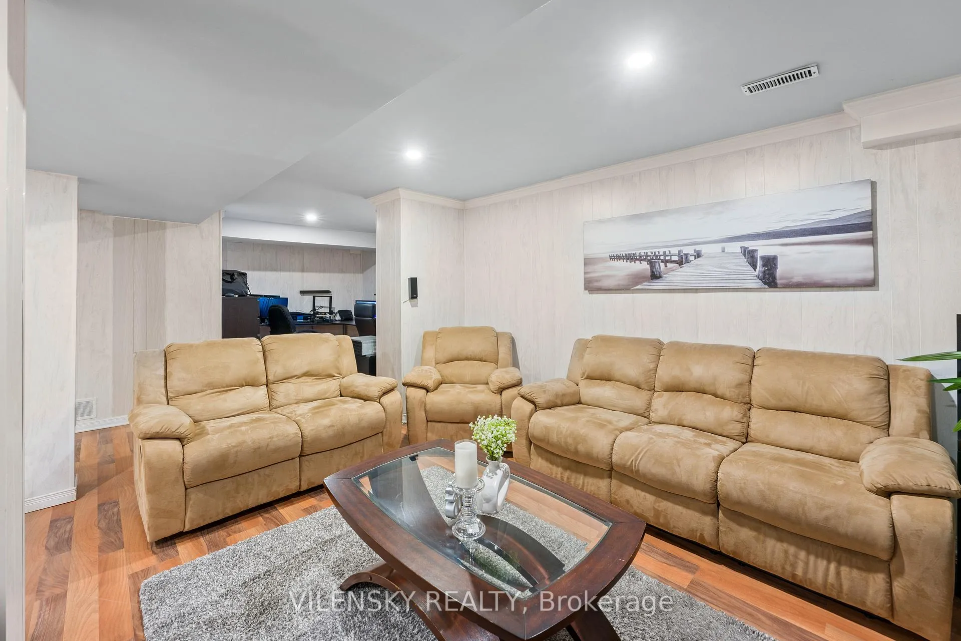 Photo 40 of 55 Queensbridge Drive, Vaughan, Patterson — HOMEH
