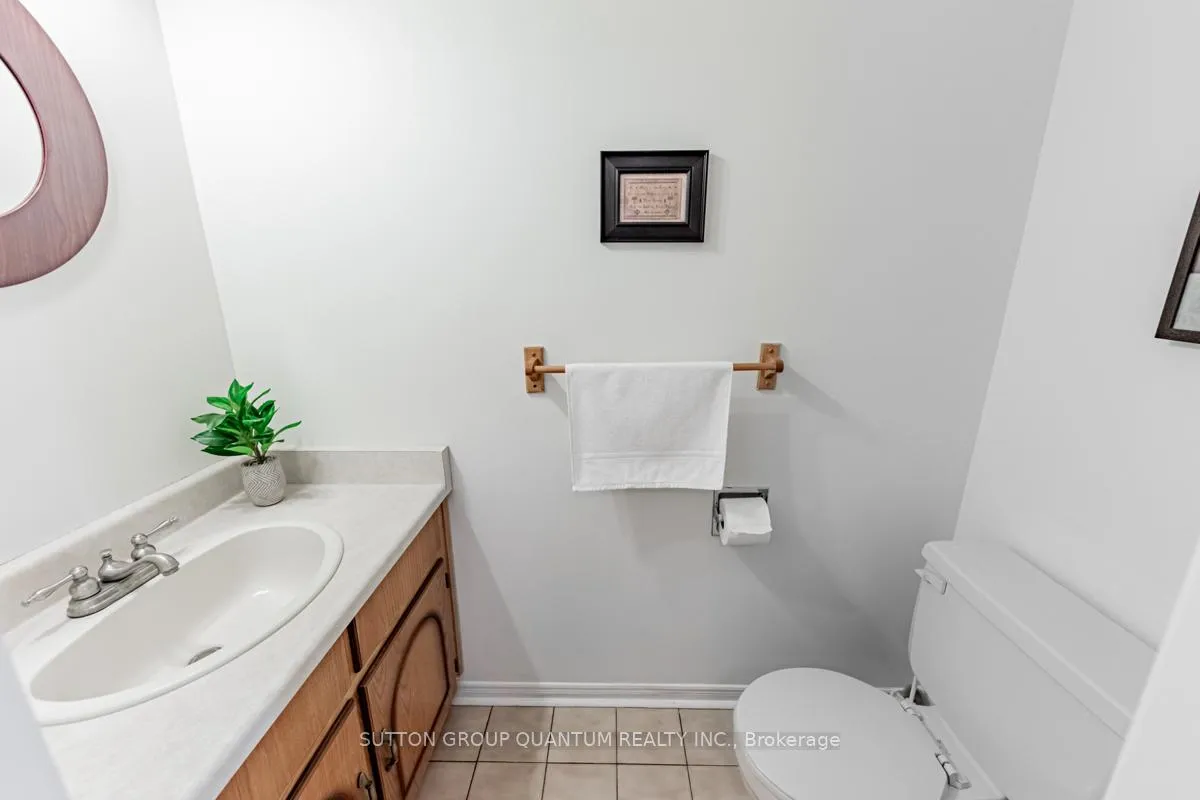 Photo 6 of 115 Wade Gate, Vaughan, Brownridge — HOMEH
