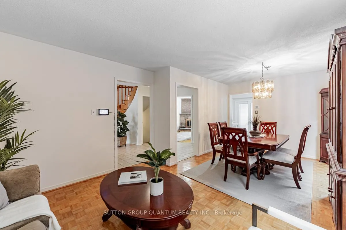 Photo 8 of 115 Wade Gate, Vaughan, Brownridge — HOMEH