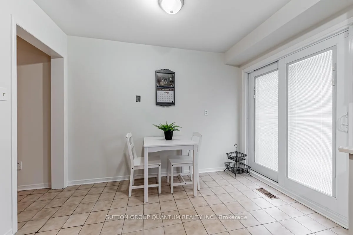 Photo 11 of 115 Wade Gate, Vaughan, Brownridge — HOMEH