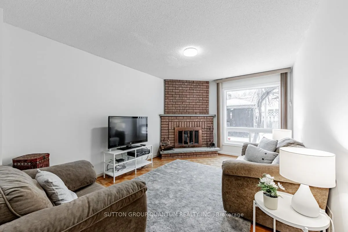 Photo 14 of 115 Wade Gate, Vaughan, Brownridge — HOMEH