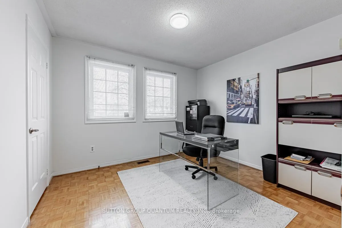 Photo 18 of 115 Wade Gate, Vaughan, Brownridge — HOMEH