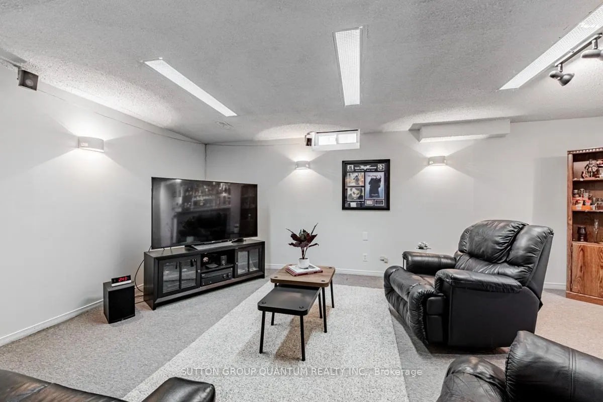 Photo 30 of 115 Wade Gate, Vaughan, Brownridge — HOMEH