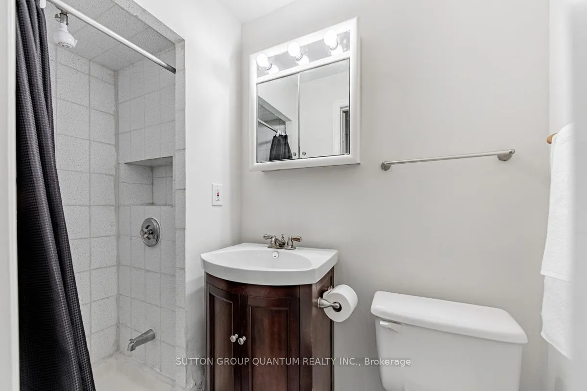 Photo 36 of 115 Wade Gate, Vaughan, Brownridge — HOMEH