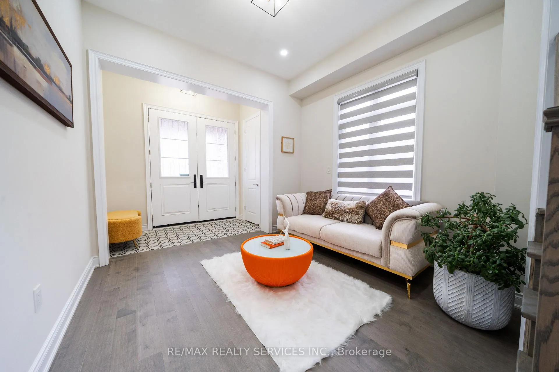 Photo 4 of 3444 Mosley Gate, Oakville, Rural Oakville — HOMEH