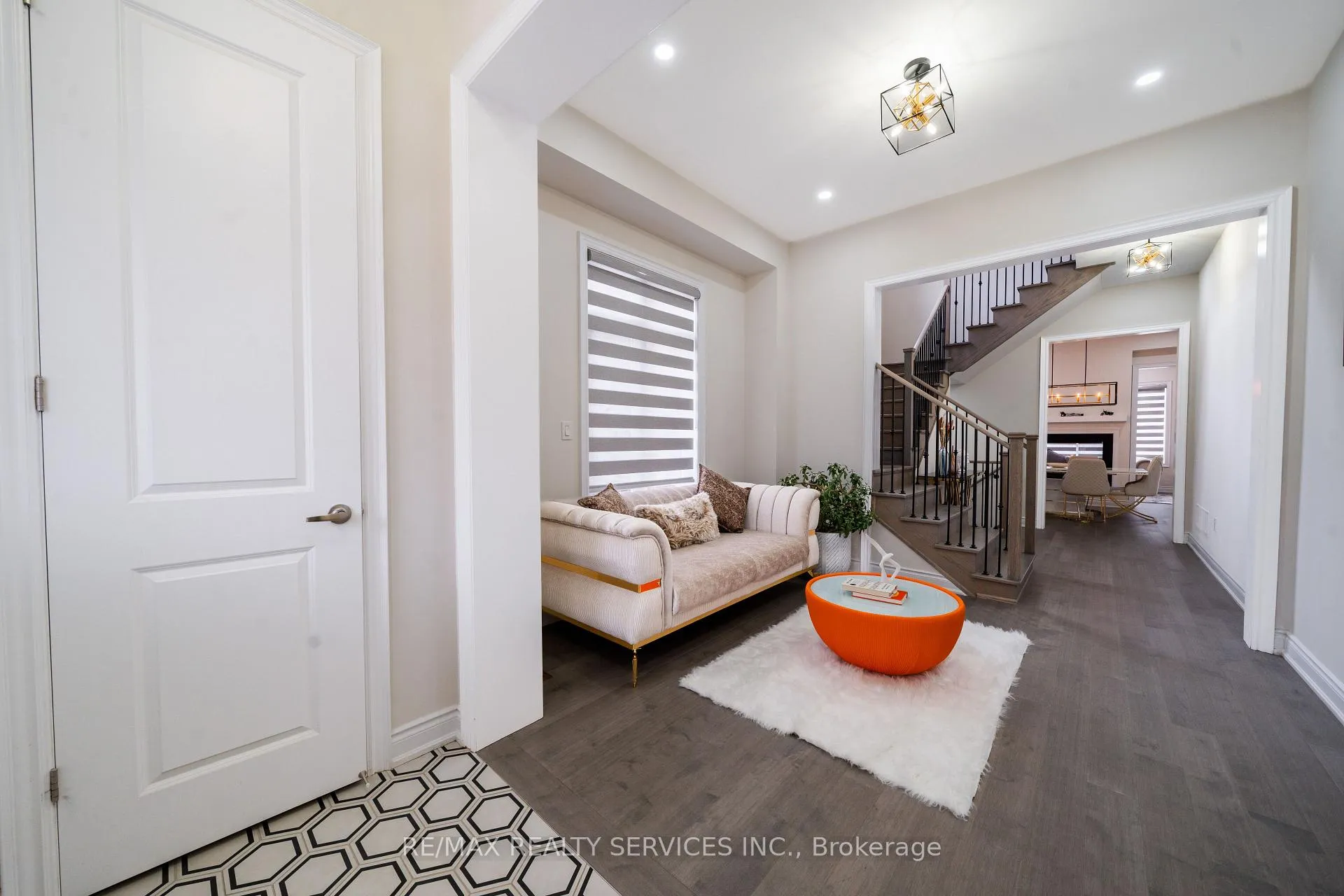 Photo 5 of 3444 Mosley Gate, Oakville, Rural Oakville — HOMEH
