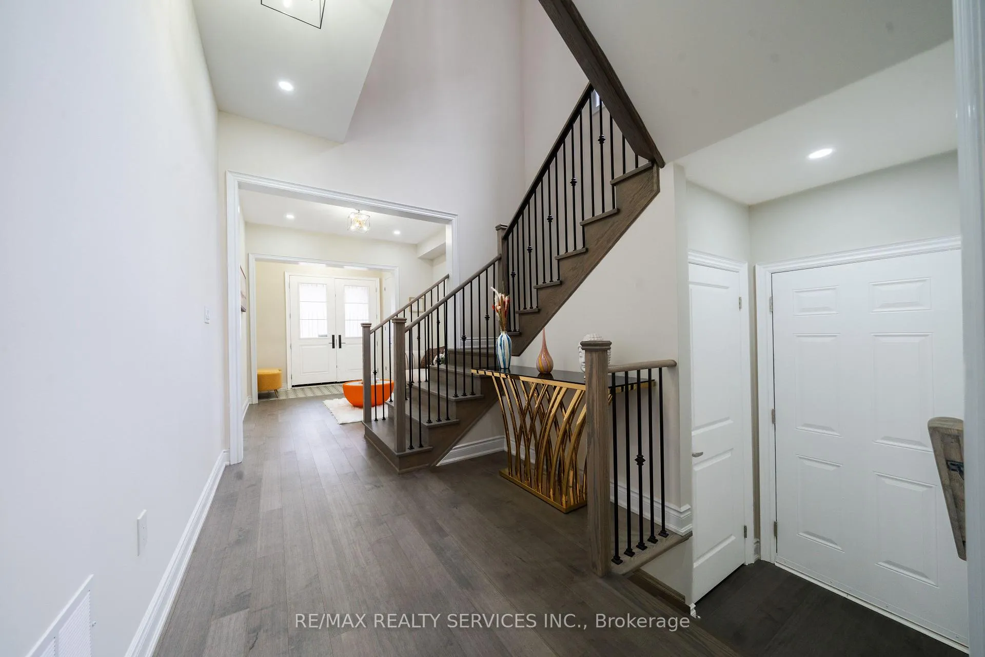 Photo 8 of 3444 Mosley Gate, Oakville, Rural Oakville — HOMEH