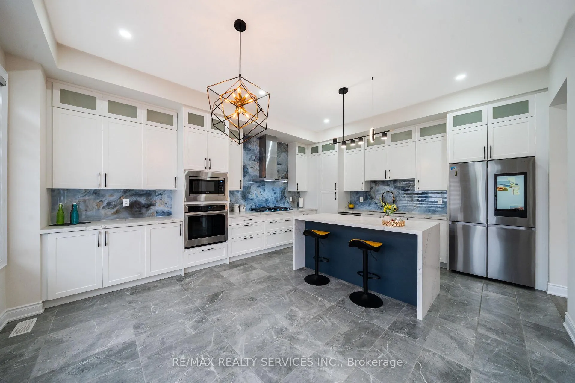 Photo 12 of 3444 Mosley Gate, Oakville, Rural Oakville — HOMEH