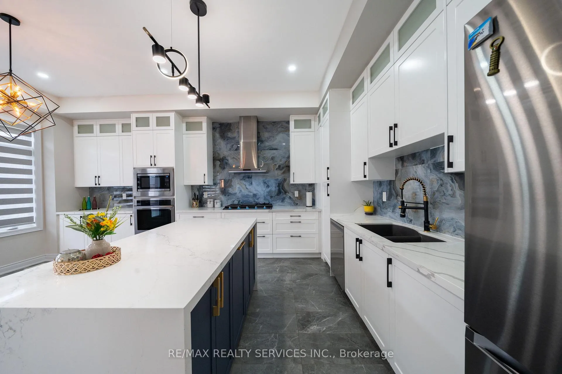 Photo 14 of 3444 Mosley Gate, Oakville, Rural Oakville — HOMEH