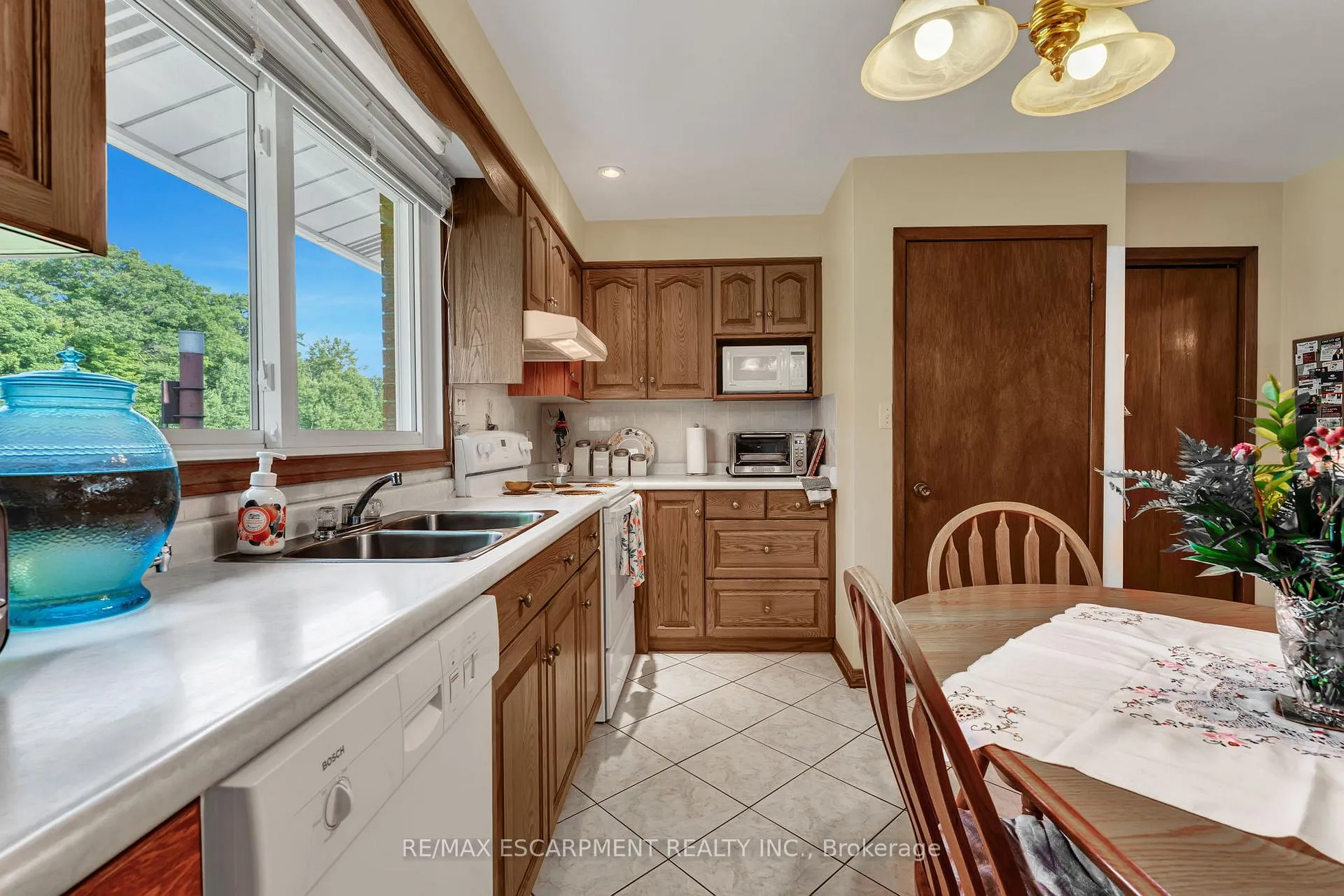 Photo 8 of 1340 Regional Rd 24, Pelham, Fenwick — HOMEH